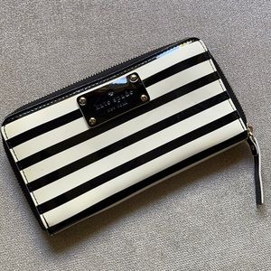 Kate Spade Zip Around Wallet